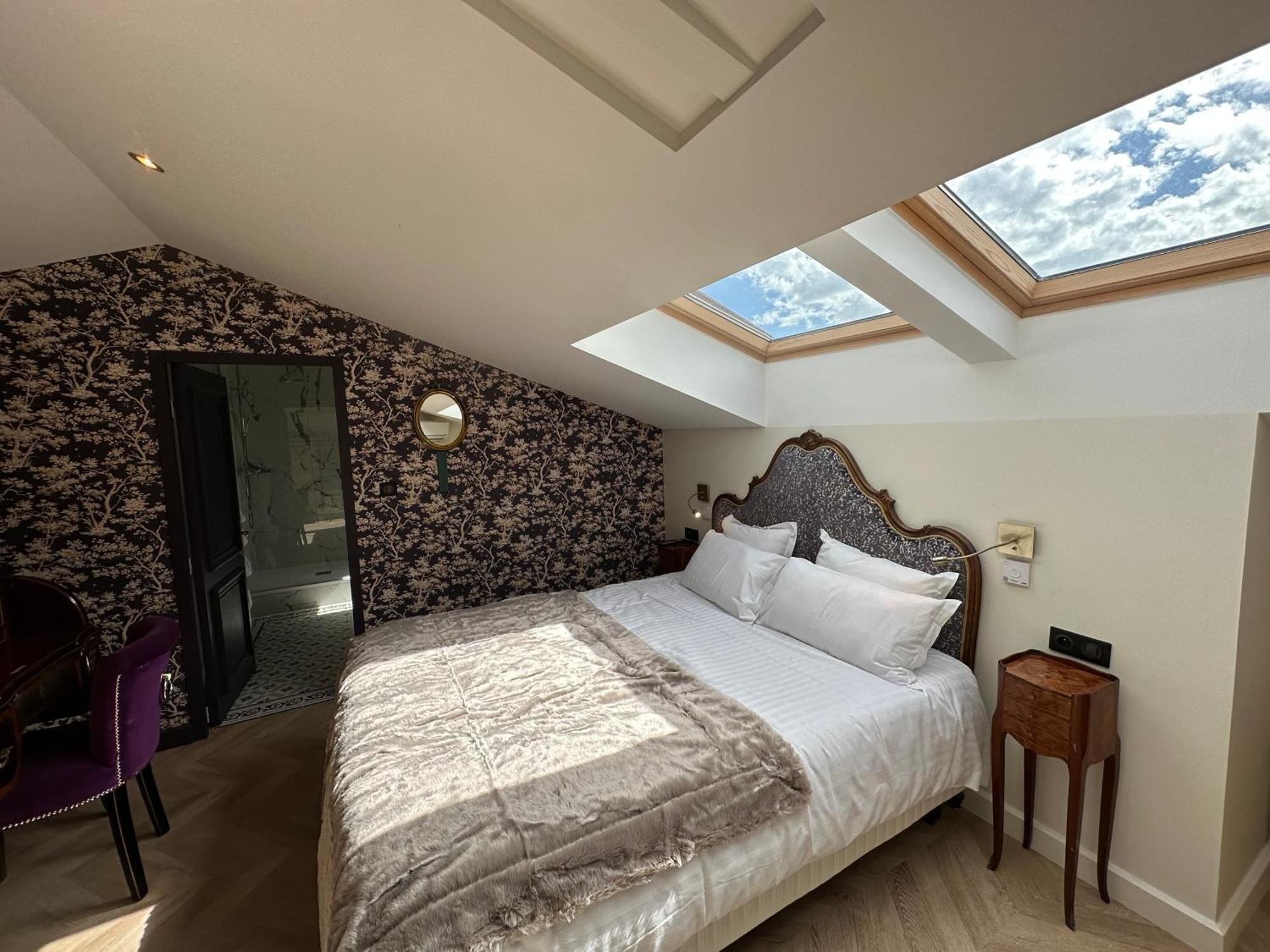 Castel Bois Marie, Maison D'Hotes Μοντωμπάν Εξωτερικό φωτογραφία A bedroom at The Old Bank