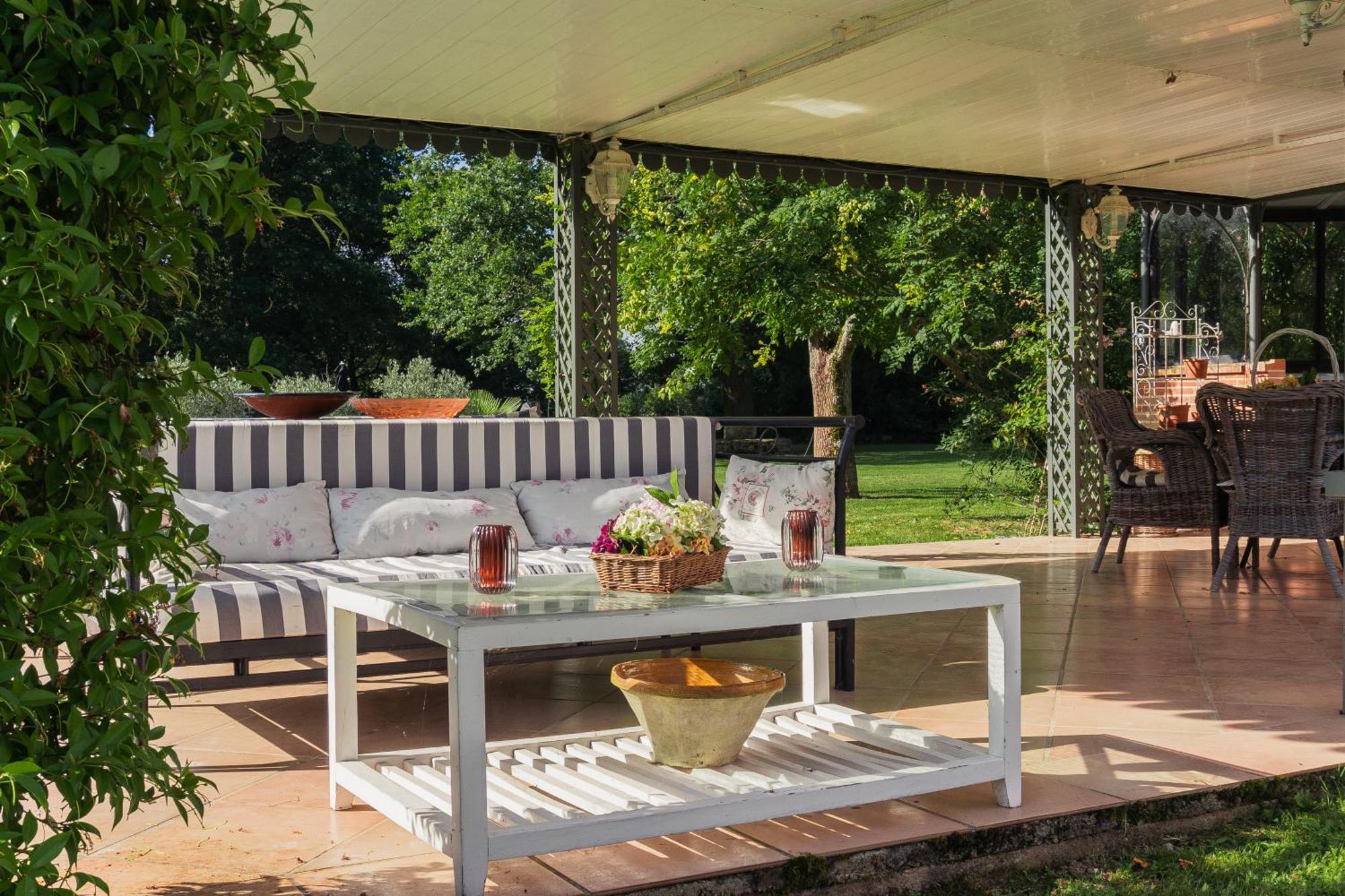 Castel Bois Marie, Maison D'Hotes Μοντωμπάν Εξωτερικό φωτογραφία Pergola